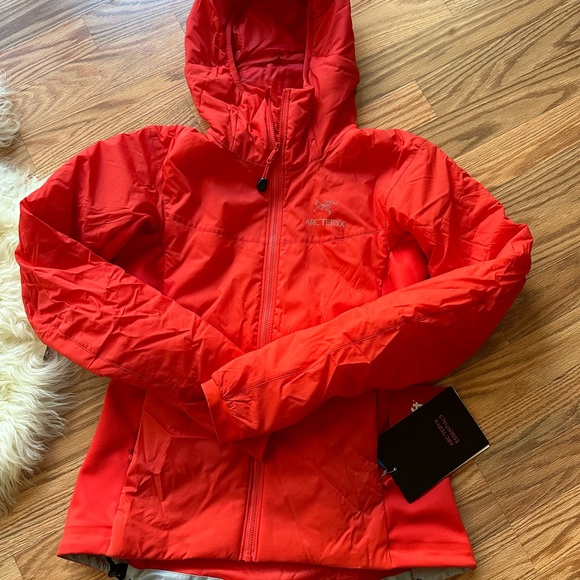 Arc’teryx Atom LT Hoody S NWT Sold Out Color - Picture 2 of 6